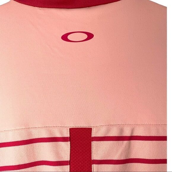 Oakley Striped V-Neck T-shirt NWT - Picture 6 of 7